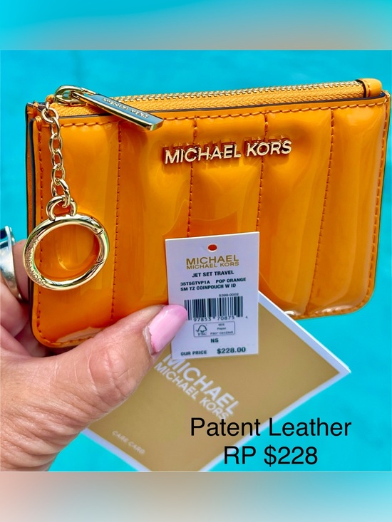 Michael Kors Handbags - Michael Kors NWT Ziptop PatentLeather Card Case Wallet/Window ID/Keychain/Orange